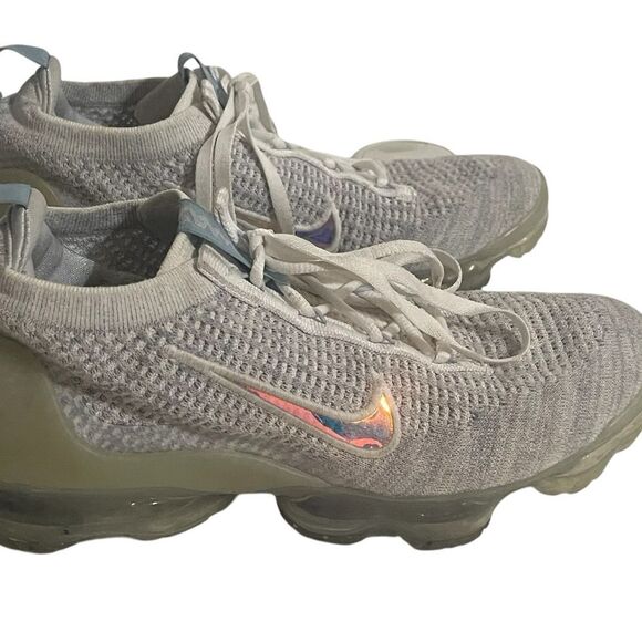 Nike Women's Air VaporMax Flyknit Gray White Shoes Size 6.5Y - Picture 7 of 16